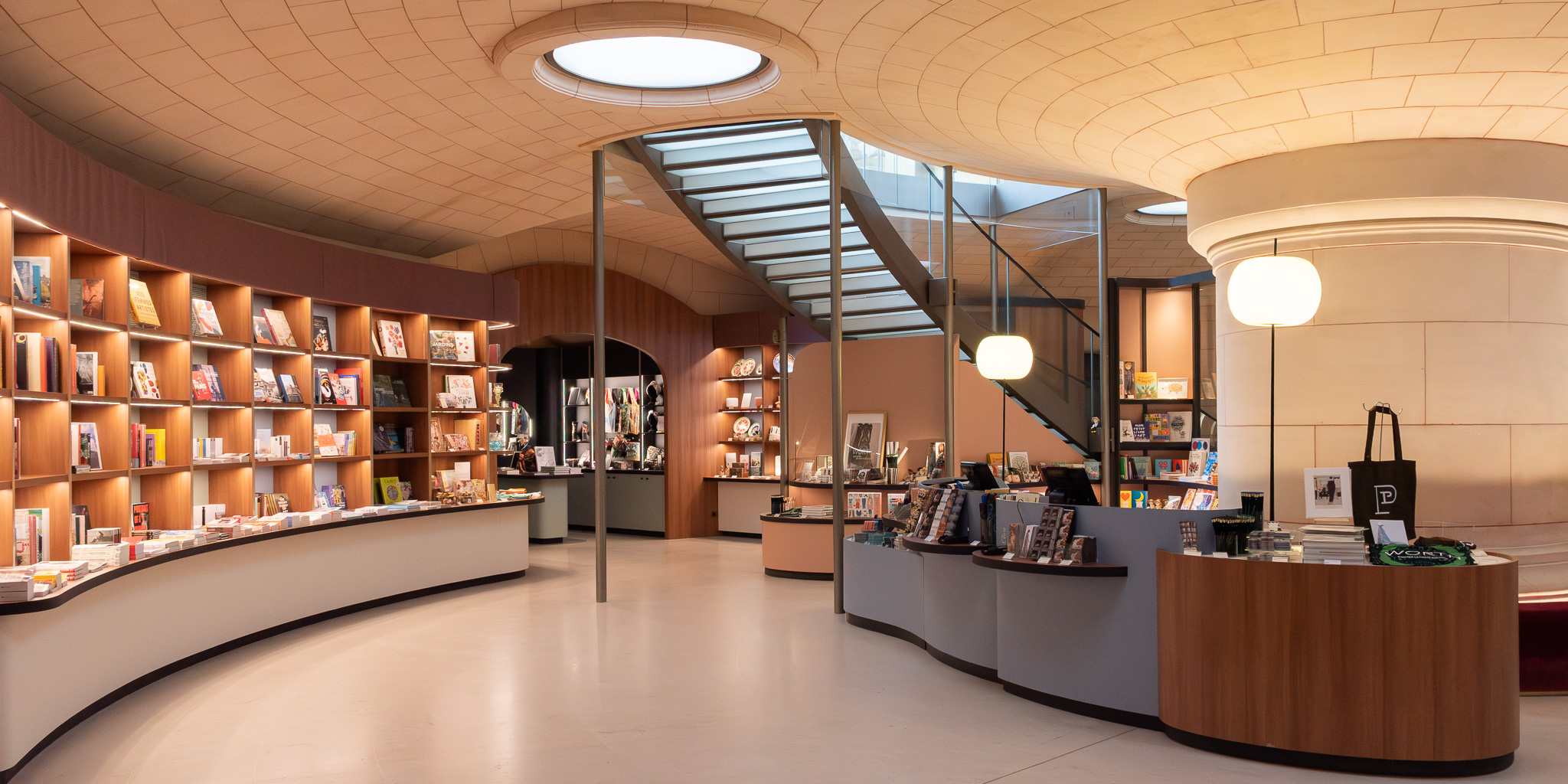 © Arteum Images des produits de la librairie boutique du Petit Palais, livres, souvenirs et produits dérivés